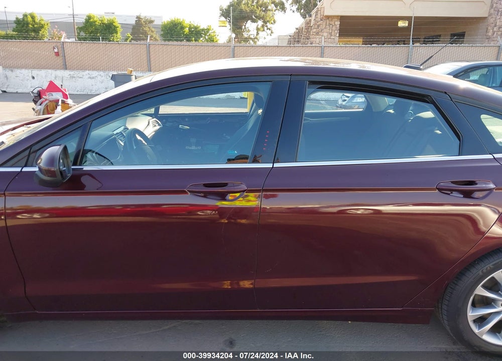 2017 FORD FUSION SE VIN: 3FA6P0HD8HR158195