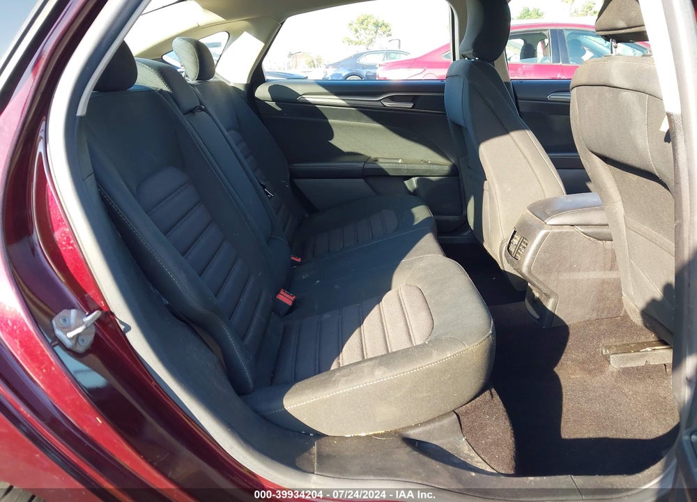 2017 FORD FUSION SE VIN: 3FA6P0HD8HR158195