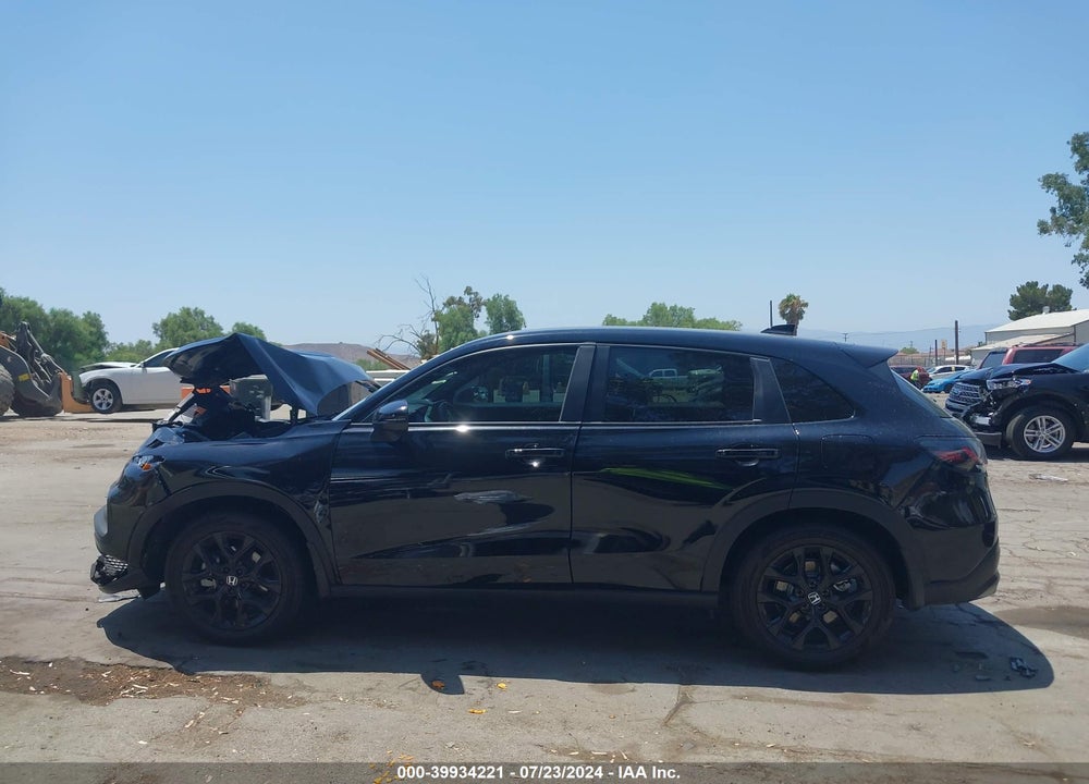 2024 HONDA HR-V 2WD SPORT/2WD SPORT W/O BSI VIN: 3CZRZ1H51RM702528