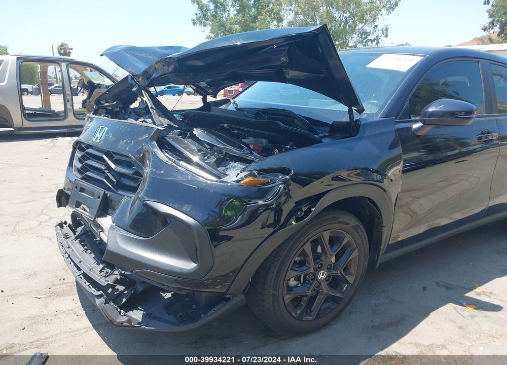 2024 HONDA HR-V 2WD SPORT/2WD SPORT W/O BSI VIN: 3CZRZ1H51RM702528