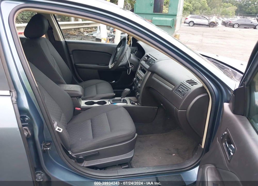 2011 FORD FUSION SE VIN: 3FAHP0HA7BR232616