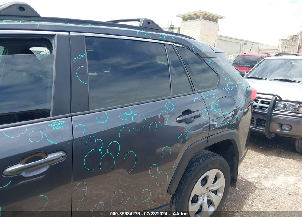 2020 TOYOTA RAV4 LE VIN: 2T3H1RFV4LW101775