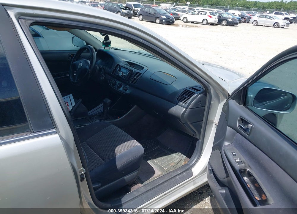 2004 TOYOTA CAMRY SE VIN: 4T1BE32K34U361596