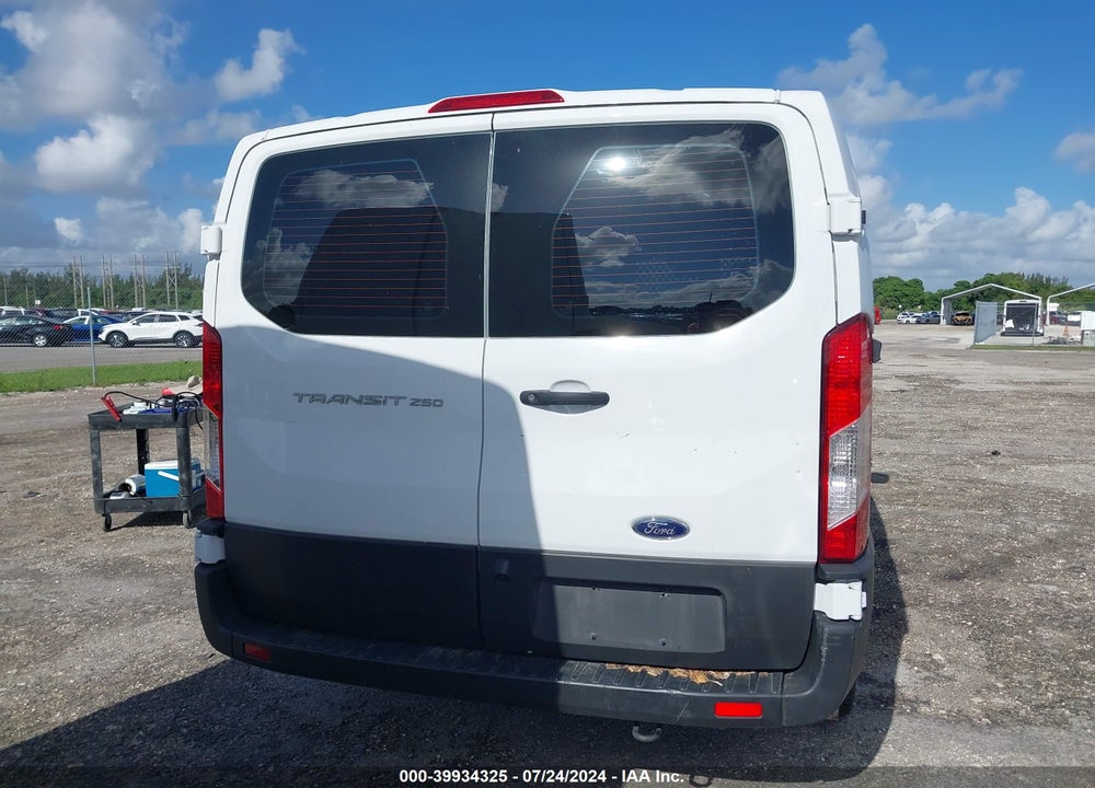 2021 FORD TRANSIT-250 VIN: 1FTBR1Y8XMKA24458