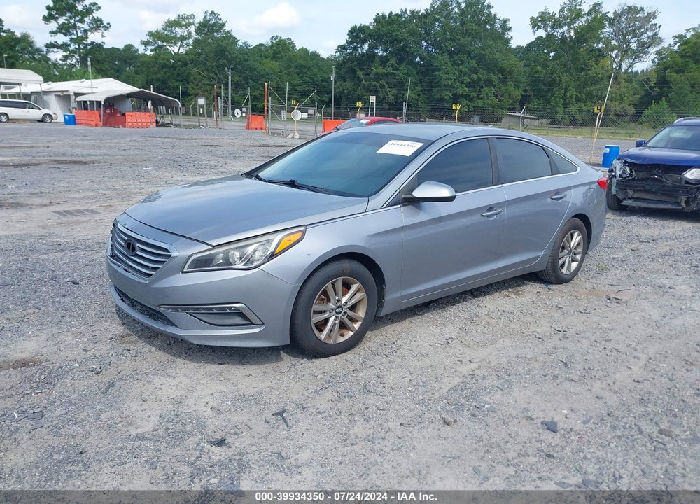 2015 HYUNDAI SONATA SE VIN: 5NPE24AF3FH158418