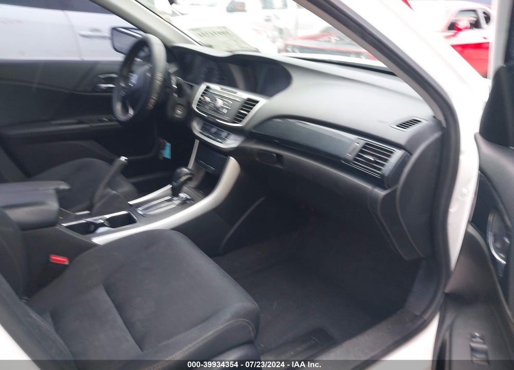 2015 HONDA ACCORD SPORT VIN: 1HGCR2F52FA089690