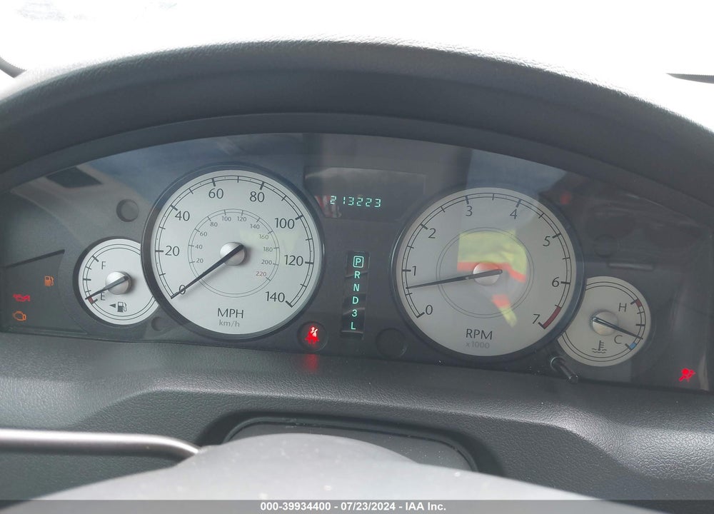 2005 CHRYSLER 300 TOURING VIN: 2C3JA53G55H563981