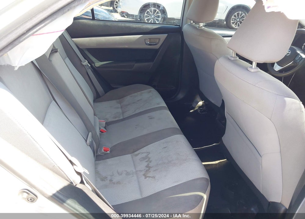 2018 TOYOTA COROLLA LE VIN: 5YFBURHE4JP801734