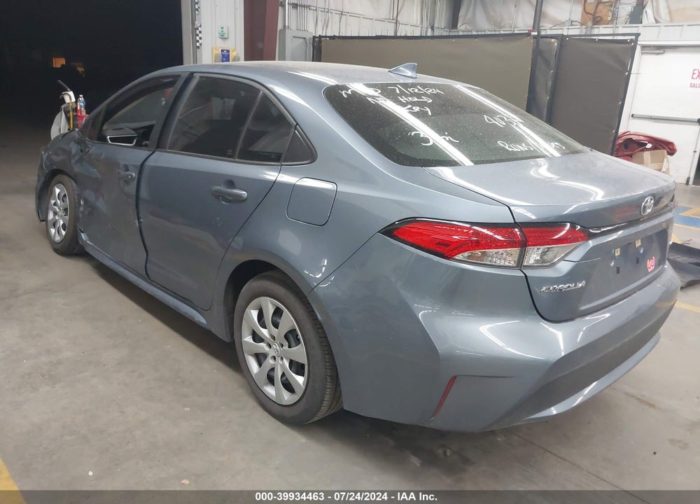 2022 TOYOTA COROLLA LE VIN: 5YFEPMAE9NP364031