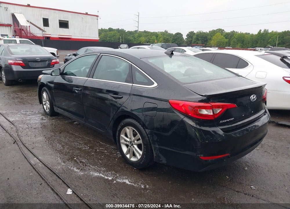 2016 HYUNDAI SONATA SE VIN: 5NPE24AF6GH272348