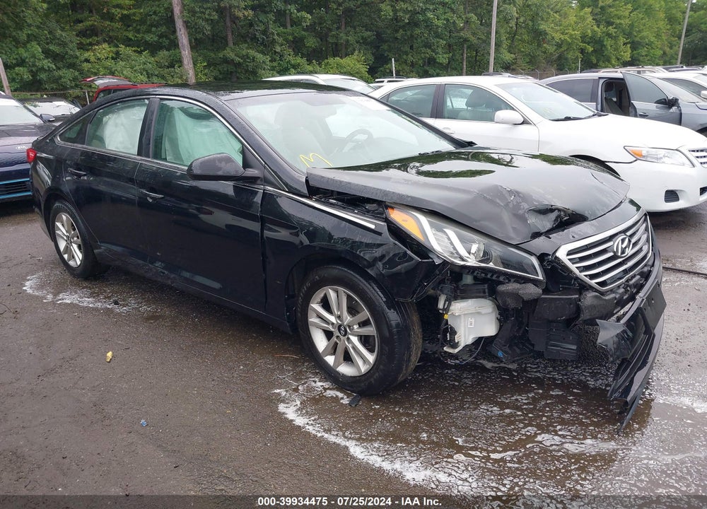 2016 HYUNDAI SONATA SE VIN: 5NPE24AF6GH272348