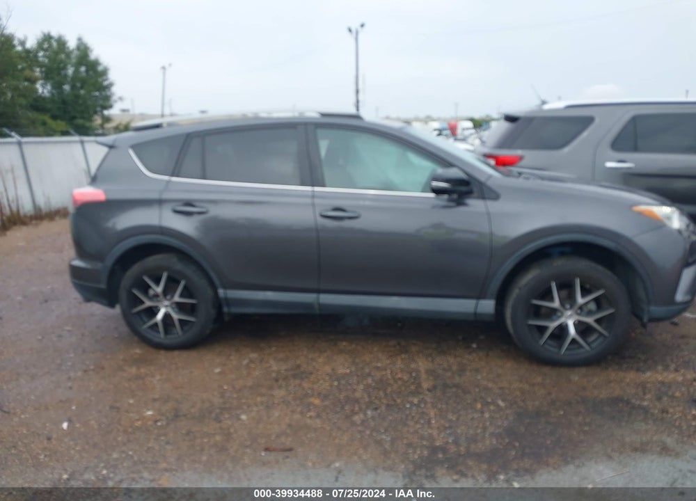 2017 TOYOTA RAV4 SE VIN: 2T3NFREV2HW332087
