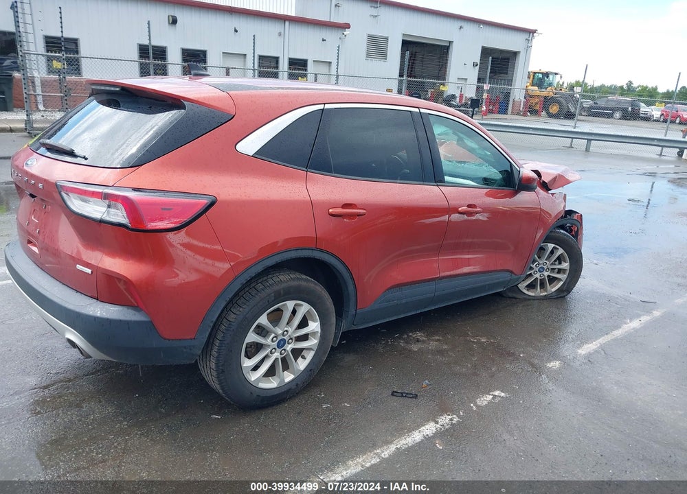 2020 FORD ESCAPE SE VIN: 1FMCU0G69LUA66812