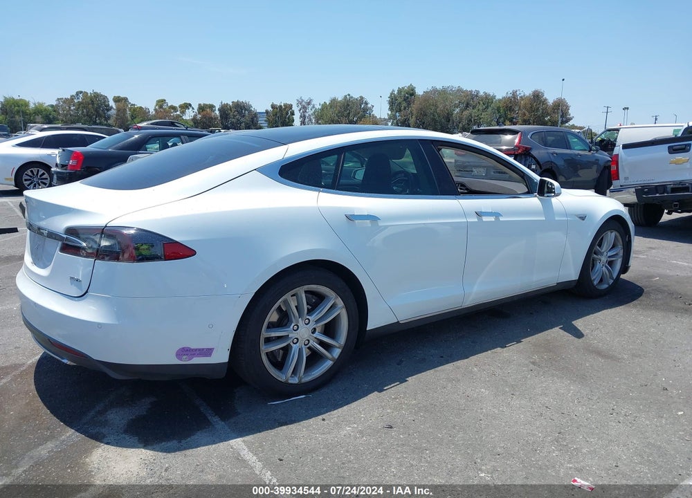 2015 TESLA MODEL S 70D/85D/P85D VIN: 5YJSA1S20FF095017