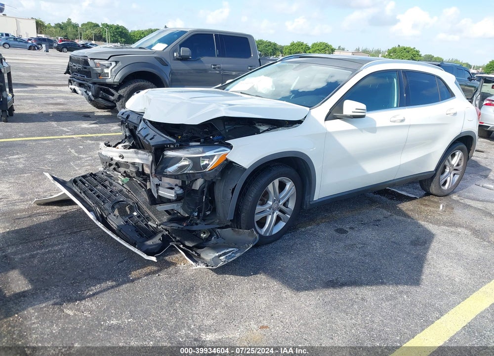 2015 MERCEDES-BENZ GLA 250 4MATIC VIN: WDCTG4GB7FJ040760