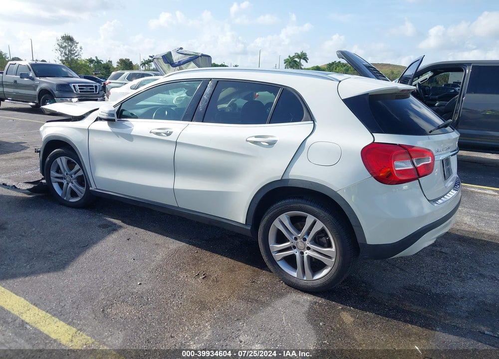 2015 MERCEDES-BENZ GLA 250 4MATIC VIN: WDCTG4GB7FJ040760