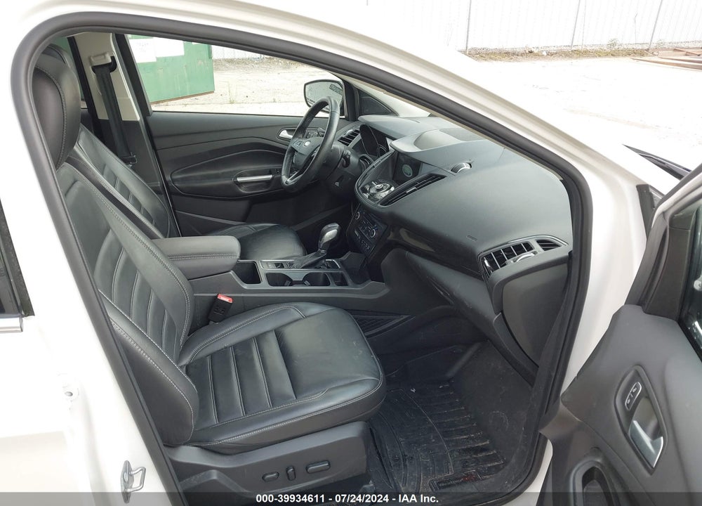 2019 FORD ESCAPE TITANIUM VIN: 1FMCU9J96KUB50673