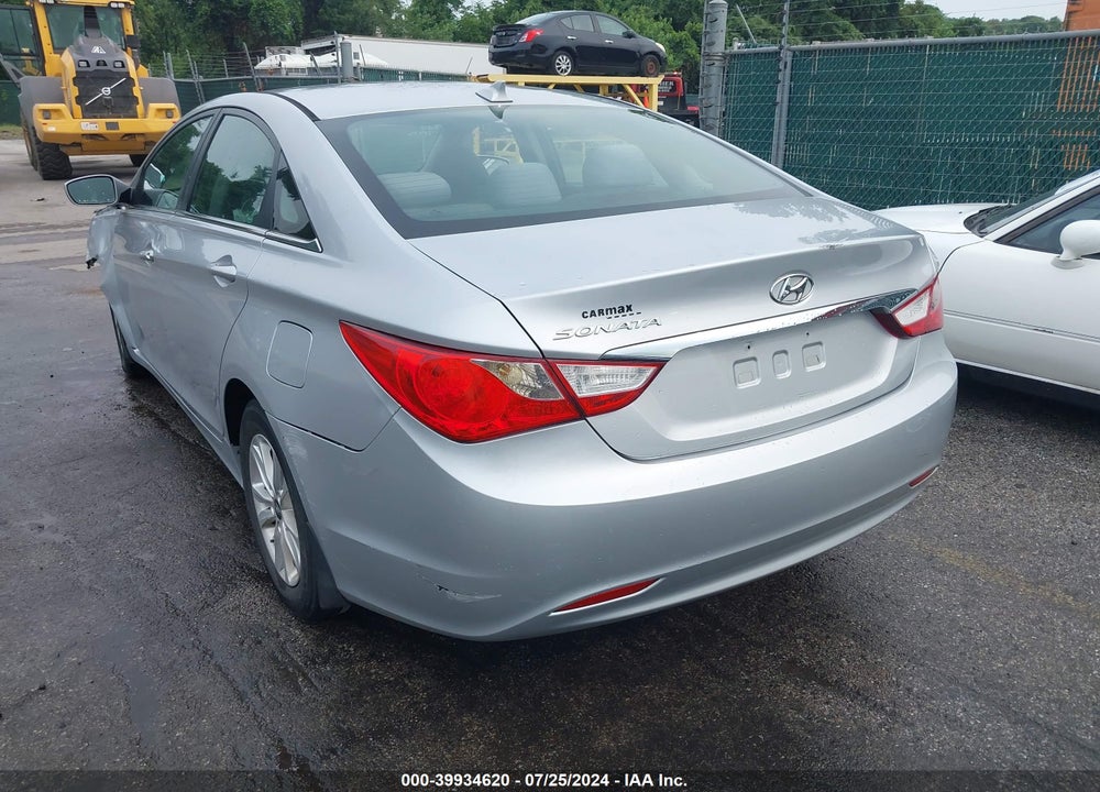 2012 HYUNDAI SONATA GLS VIN: 5NPEB4ACXCH490566