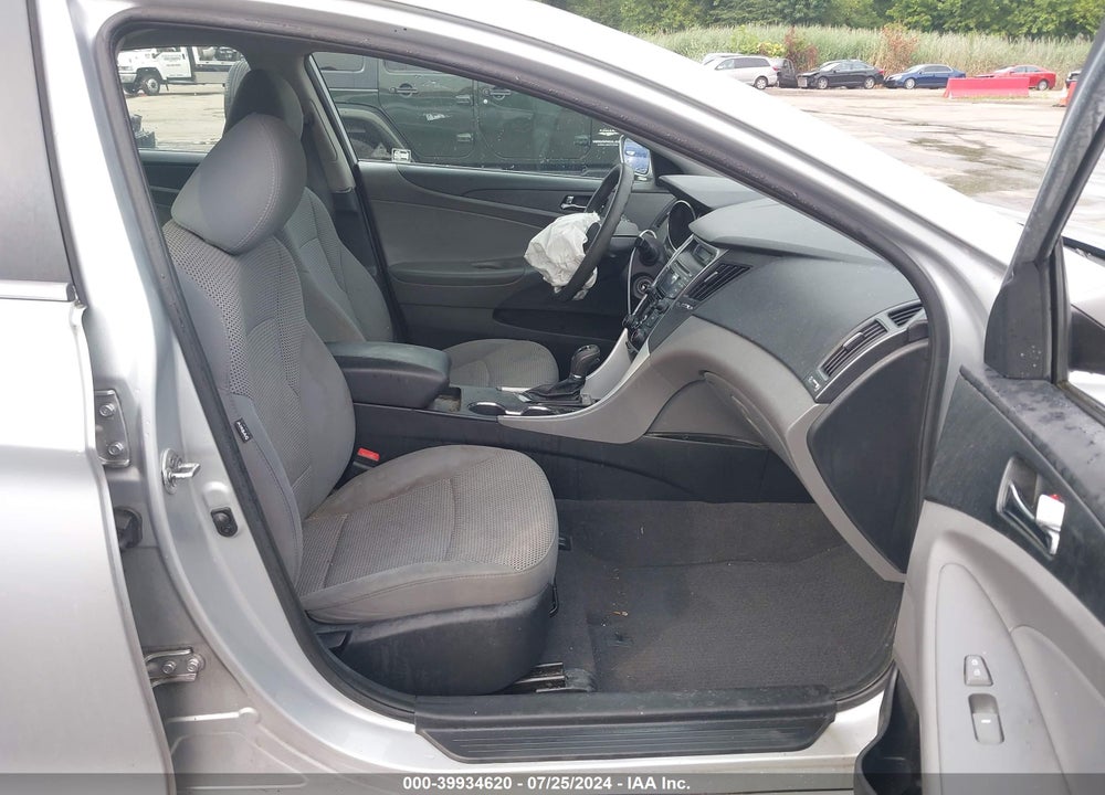 2012 HYUNDAI SONATA GLS VIN: 5NPEB4ACXCH490566