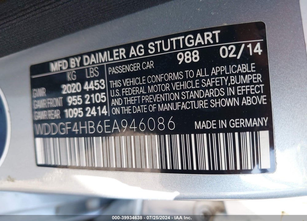 2014 MERCEDES-BENZ C 250 LUXURY/SPORT VIN: WDDGF4HB6EA946086