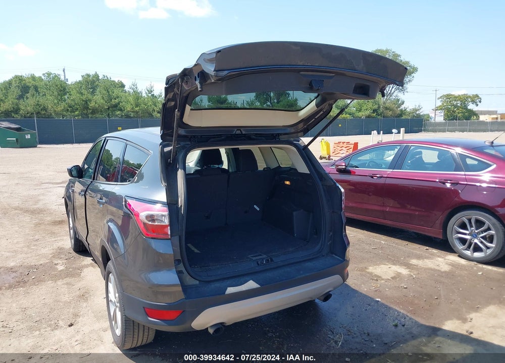 2017 FORD ESCAPE VIN: 1FMCU9GD8HUE66449