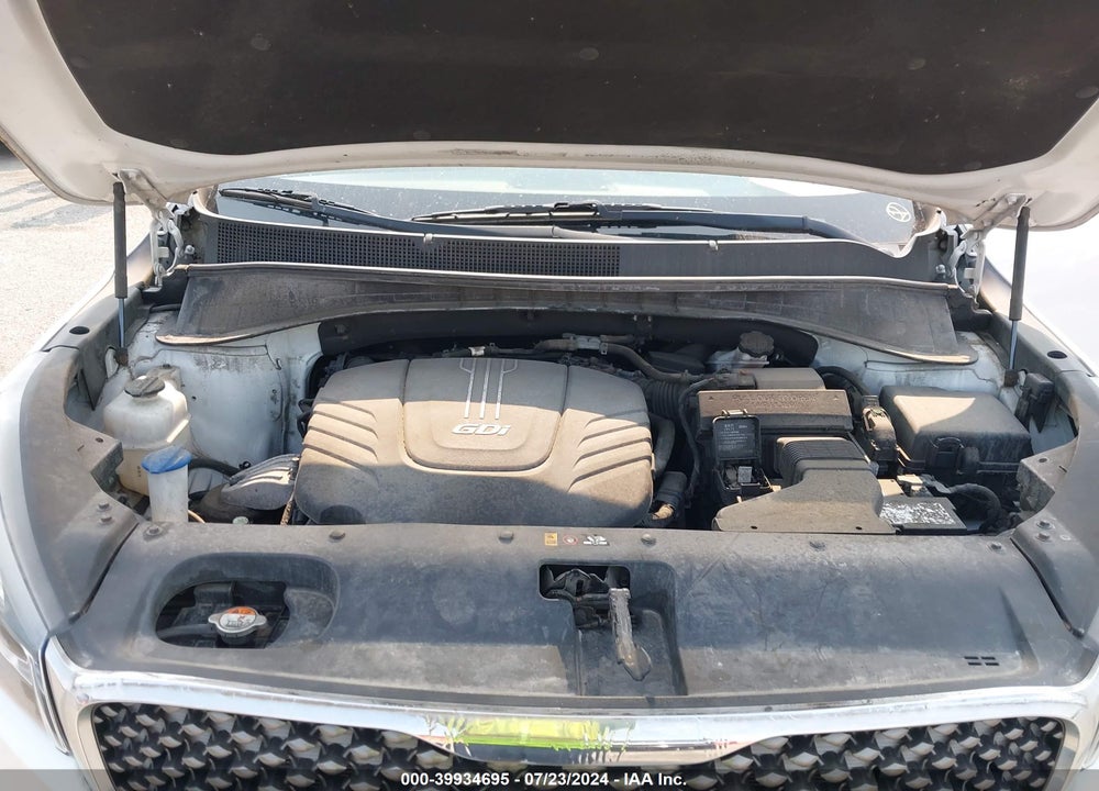 2016 KIA SORENTO 3.3L SX VIN: 5XYPKDA54GG141071