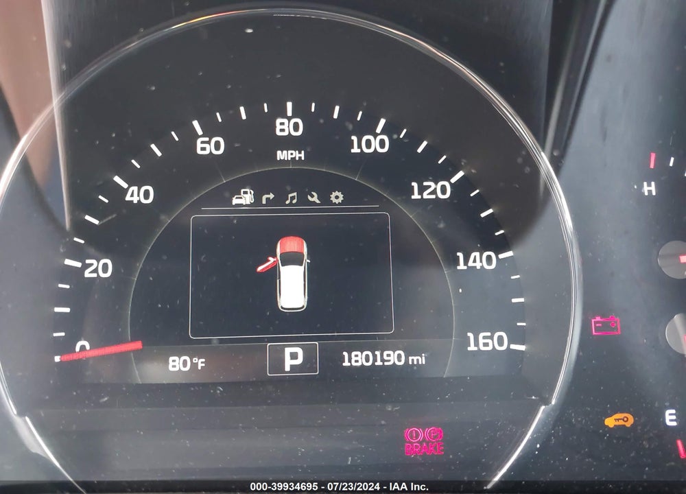 2016 KIA SORENTO 3.3L SX VIN: 5XYPKDA54GG141071