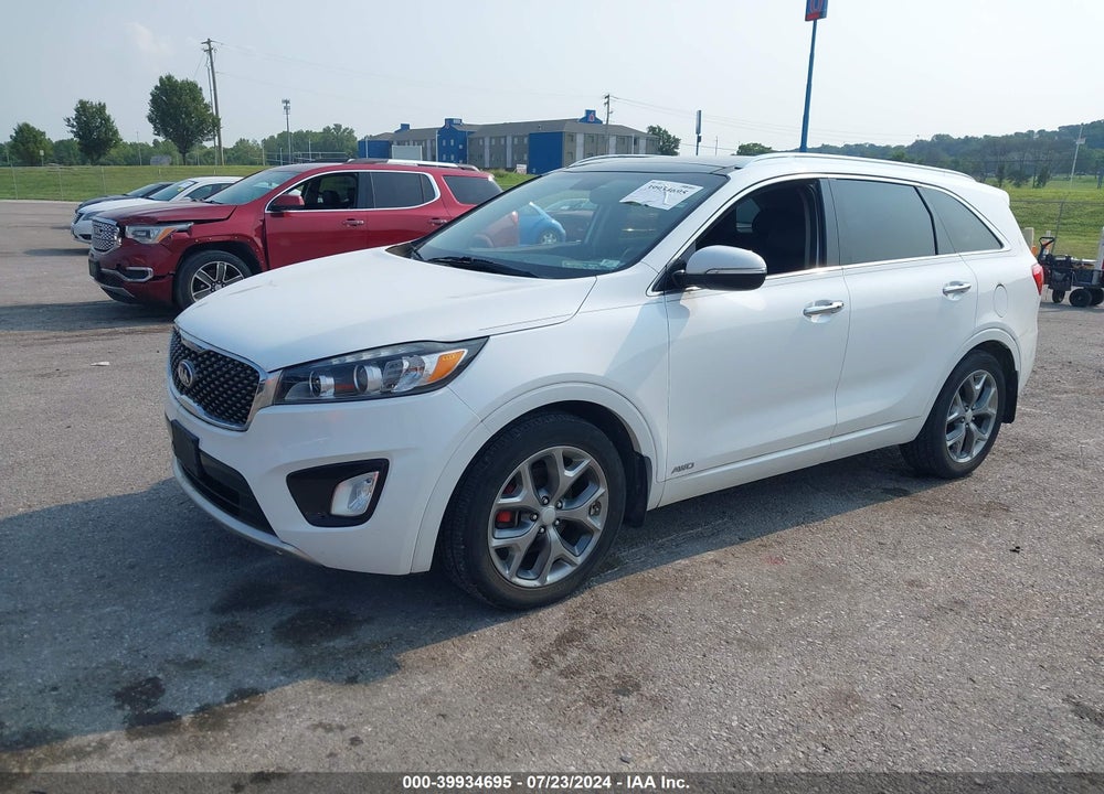 2016 KIA SORENTO 3.3L SX VIN: 5XYPKDA54GG141071