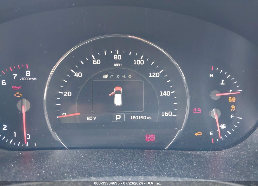 2016 KIA SORENTO 3.3L SX VIN: 5XYPKDA54GG141071