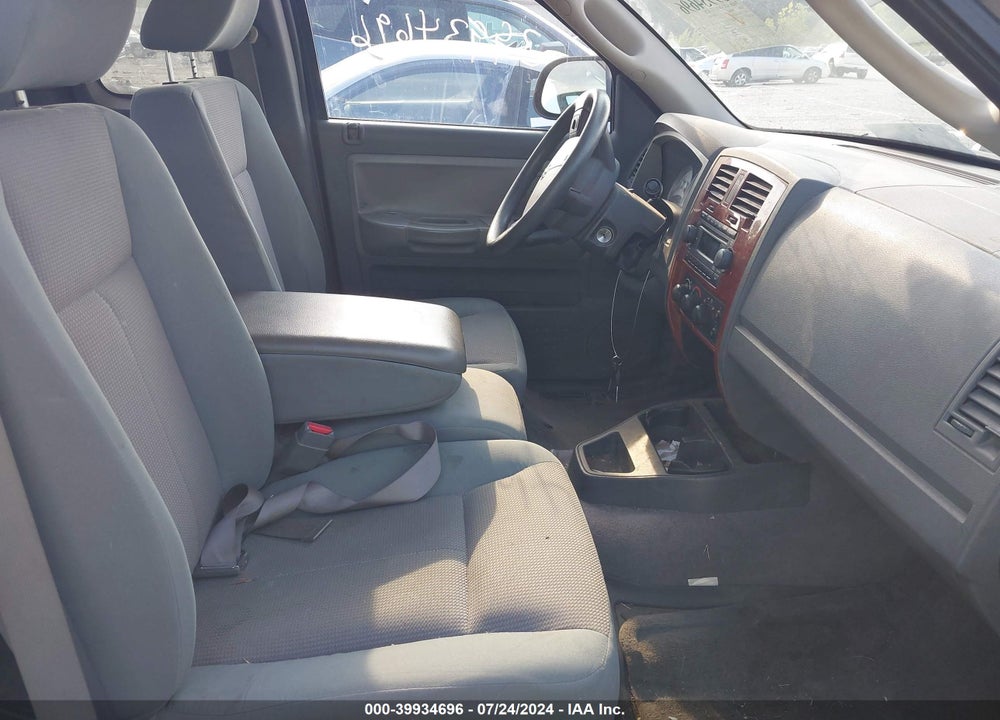 2005 DODGE DAKOTA SLT VIN: 1D7HE42N85S135989