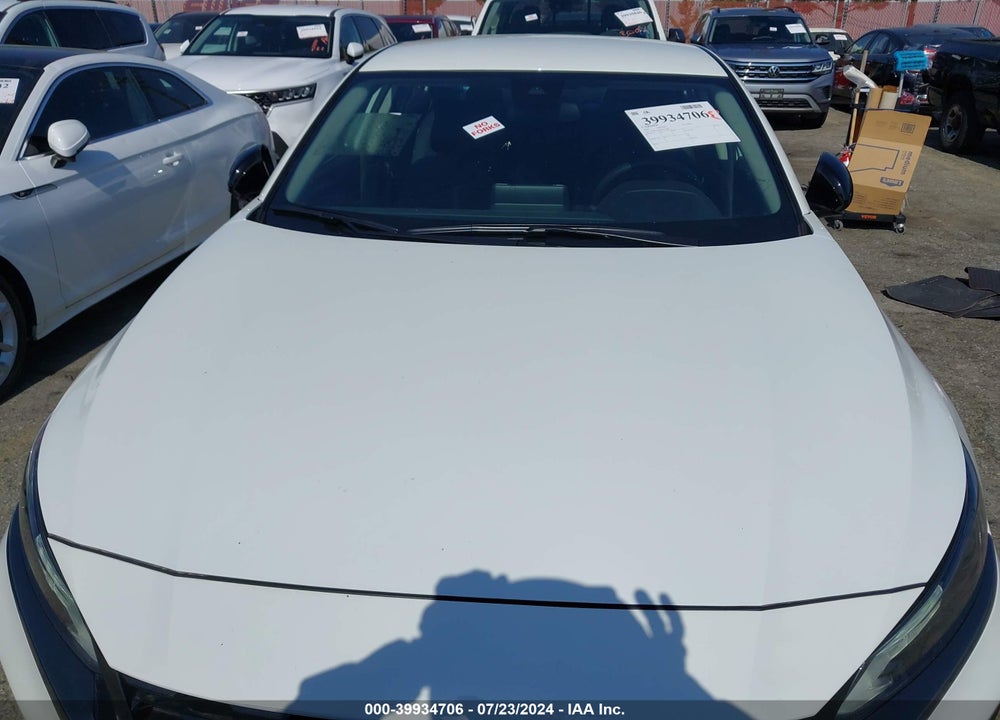 2024 NISSAN ALTIMA SR FWD VIN: 1N4BL4CV6RN372060