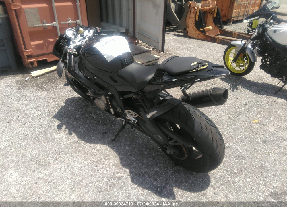 2016 BMW S 1000 RR VIN: WB10D2107GZ353742