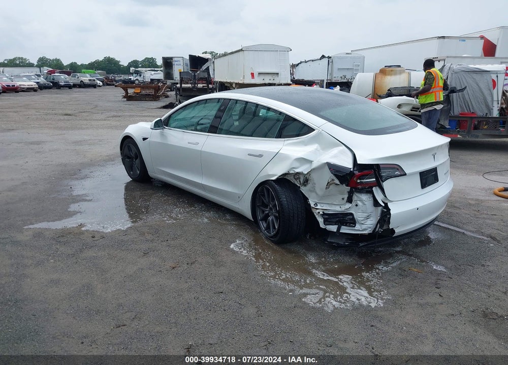 2019 TESLA MODEL 3 LONG RANGE/PERFORMANCE VIN: 5YJ3E1EB7KF418381