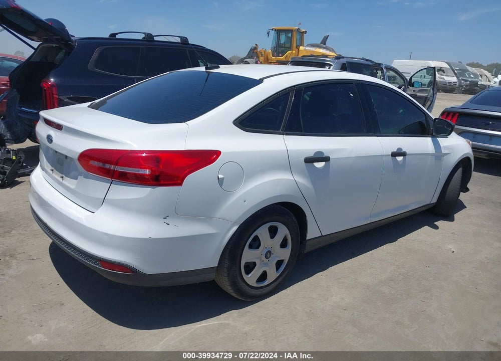 2015 FORD FOCUS S VIN: 1FADP3E22FL375295