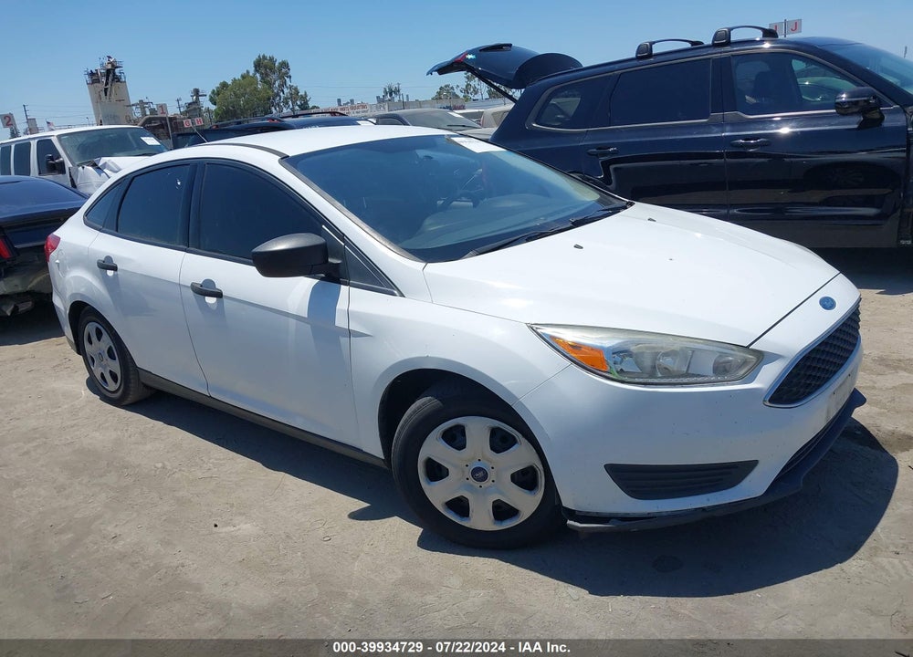 2015 FORD FOCUS S VIN: 1FADP3E22FL375295