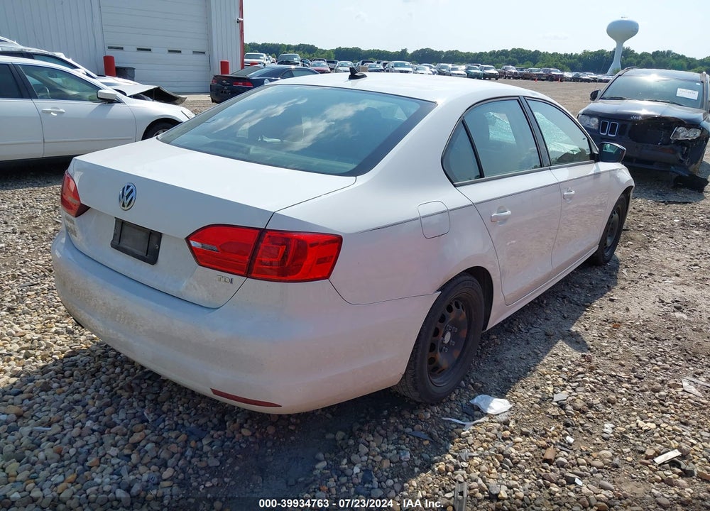 2014 VOLKSWAGEN JETTA 2.0L TDI VALUE EDITION VIN: 3VWLL7AJ1EM270750