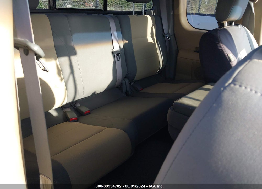 2004 NISSAN TITAN VIN: 1N6AA06A64N504317