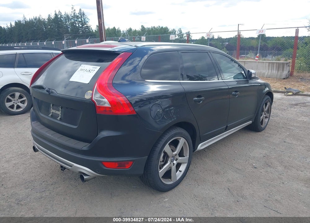 2013 VOLVO XC60 T6/T6 PLATINUM/T6 PREMIER PLUS/T6 R-DESIGN/T6 R-DESIGN PLATINUM/T6 R-DESIGN PREMIER PLUS VIN: YV4902DZ1D2413466