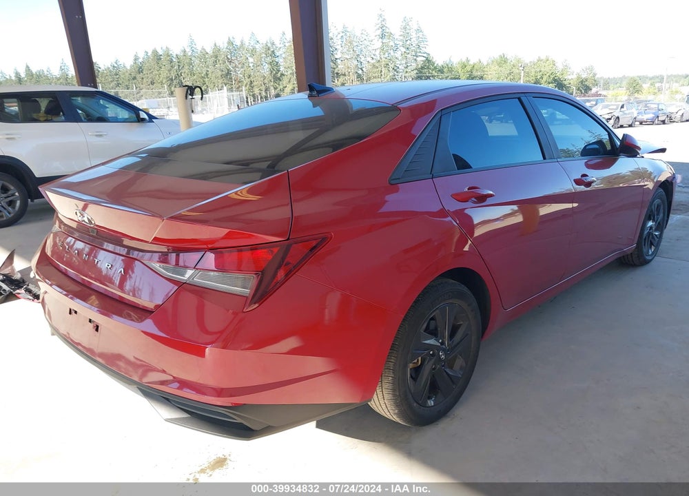 2021 HYUNDAI ELANTRA SEL VIN: KMHLM4AGXMU176438
