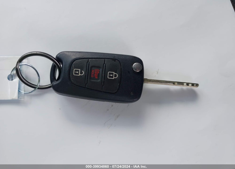 2011 KIA SOUL VIN: KNDJT2A21B7225500