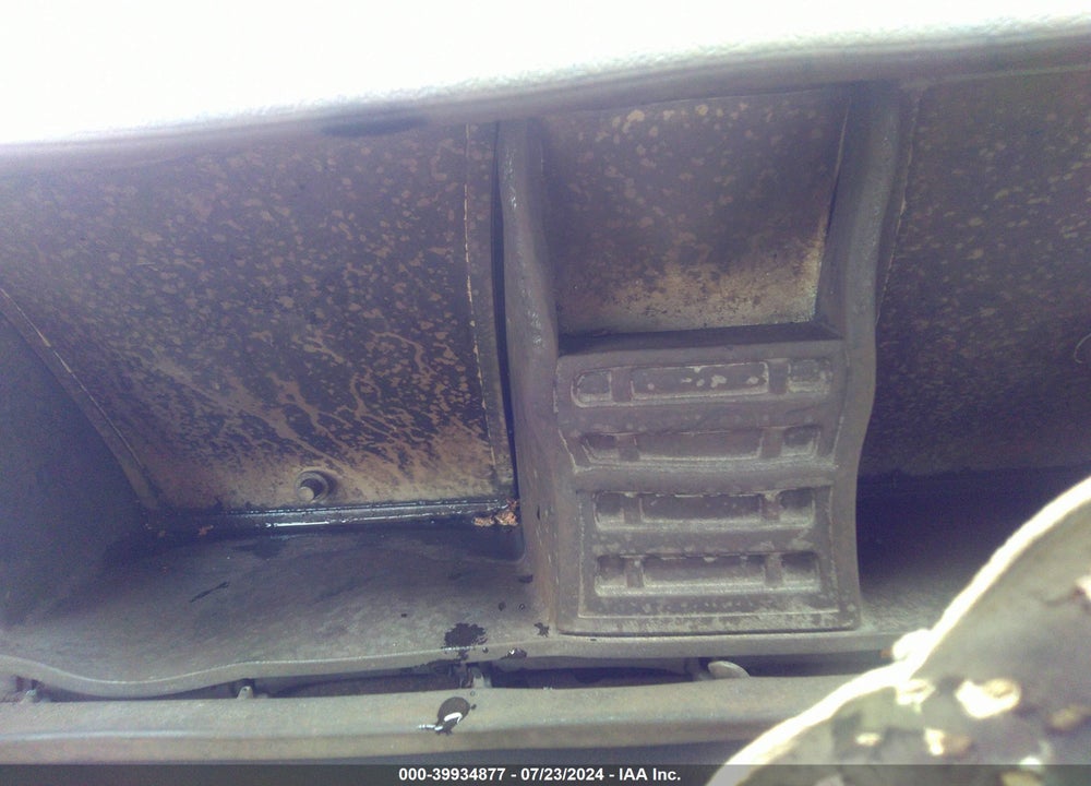 1990 VOLKSWAGEN VANAGON BUS VIN: WV2YB0252LH063369