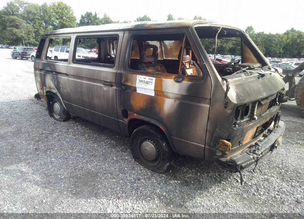 1990 VOLKSWAGEN VANAGON BUS VIN: WV2YB0252LH063369