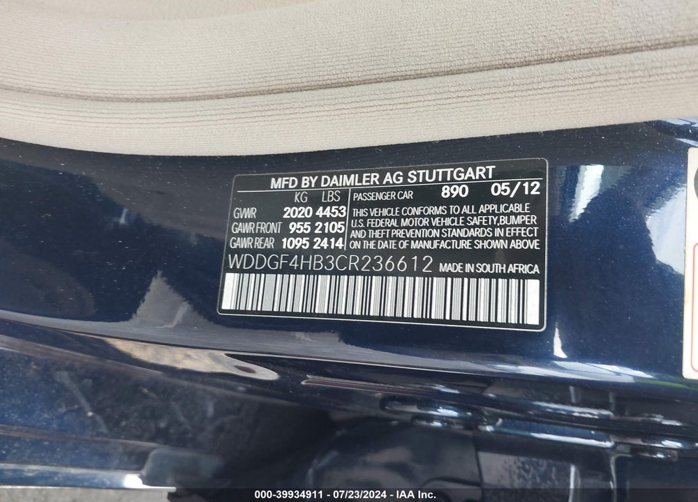2012 MERCEDES-BENZ C 250 LUXURY/SPORT VIN: WDDGF4HB3CR236612