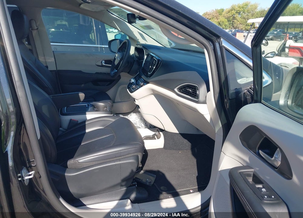 2023 CHRYSLER PACIFICA TOURING L VIN: 2C4RC1BG4PR627976