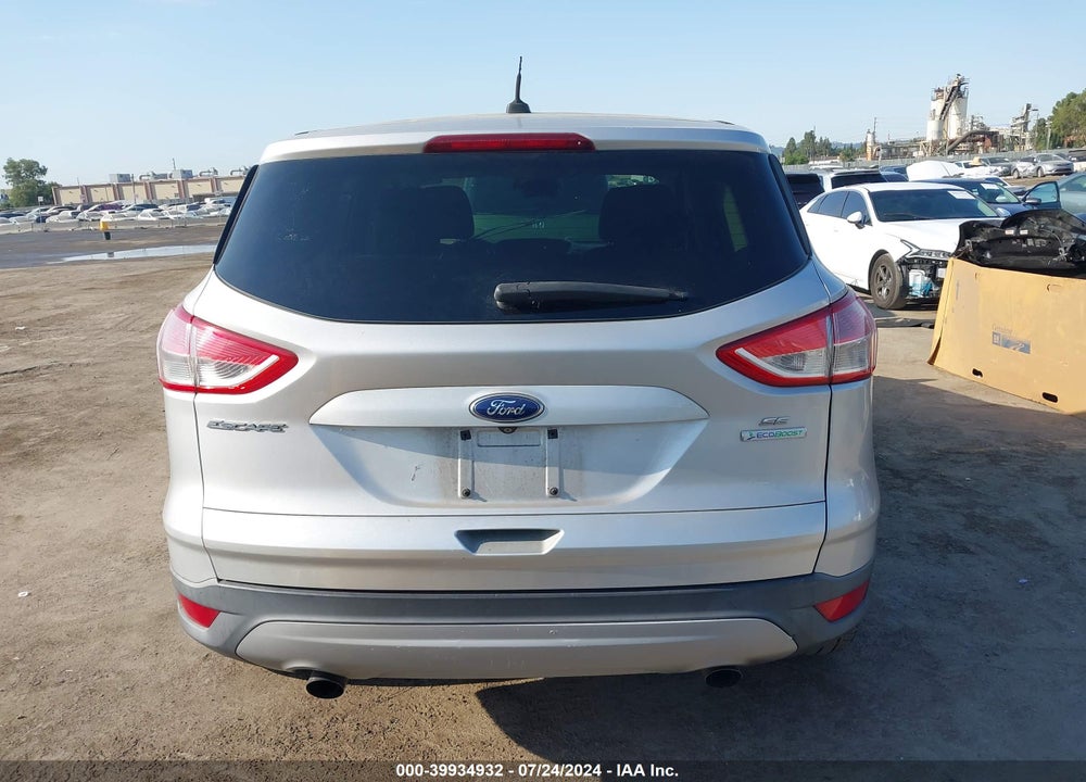 2015 FORD ESCAPE SE VIN: 1FMCU0G93FUA18589