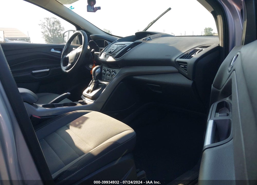 2015 FORD ESCAPE SE VIN: 1FMCU0G93FUA18589