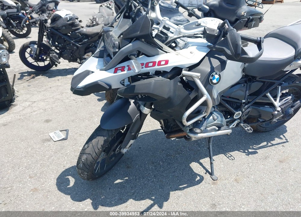 2017 BMW R1200 GS ADVENTURE VIN: WB10A1208HZ898173