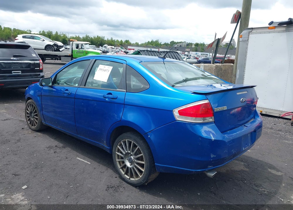 2011 FORD FOCUS SES VIN: 1FAHP3GN0BW100509