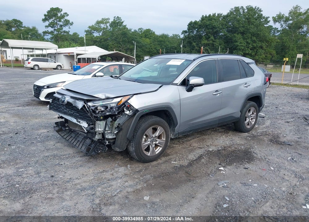 2022 TOYOTA RAV4 XLE VIN: 2T3W1RFV4NC197676