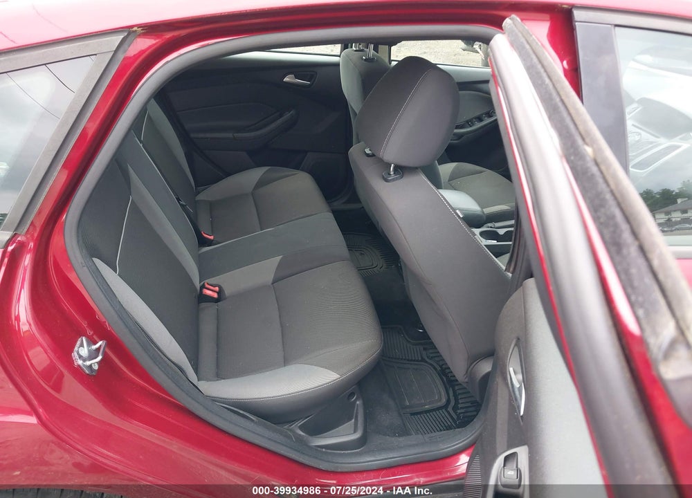 2013 FORD FOCUS SE VIN: 1FADP3K24DL156100